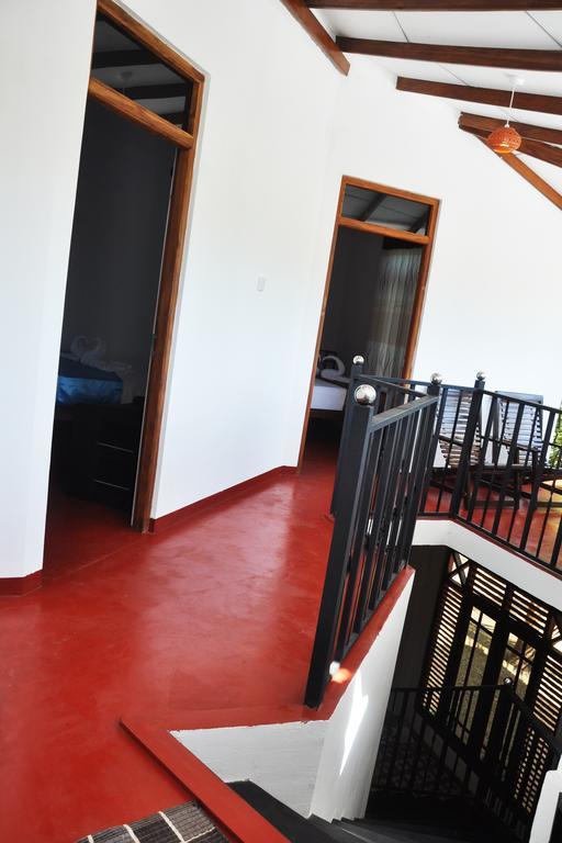 Coconut Garden House Hotel Udawalawe Luaran gambar