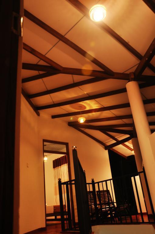 Coconut Garden House Hotel Udawalawe Luaran gambar