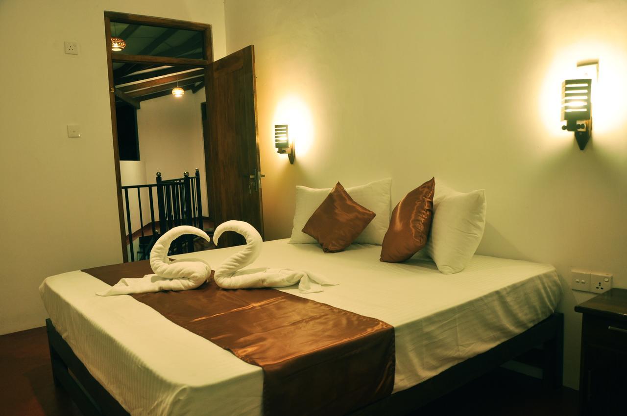 Coconut Garden House Hotel Udawalawe Luaran gambar