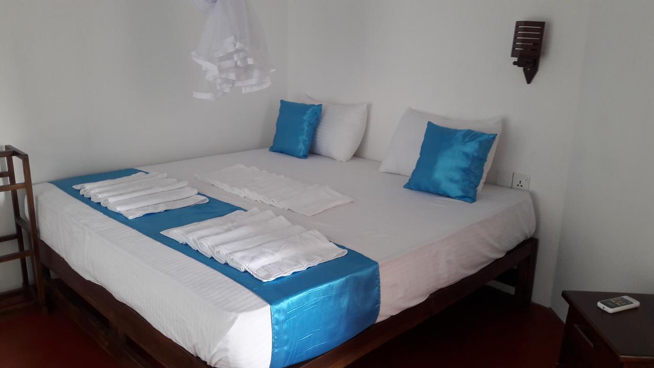 Coconut Garden House Hotel Udawalawe Luaran gambar